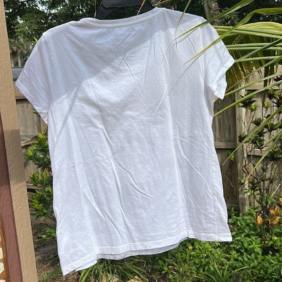 Style & Co Sport, black & white crew neck shirt, running pictures on front, Sz L - Picture 6 of 6